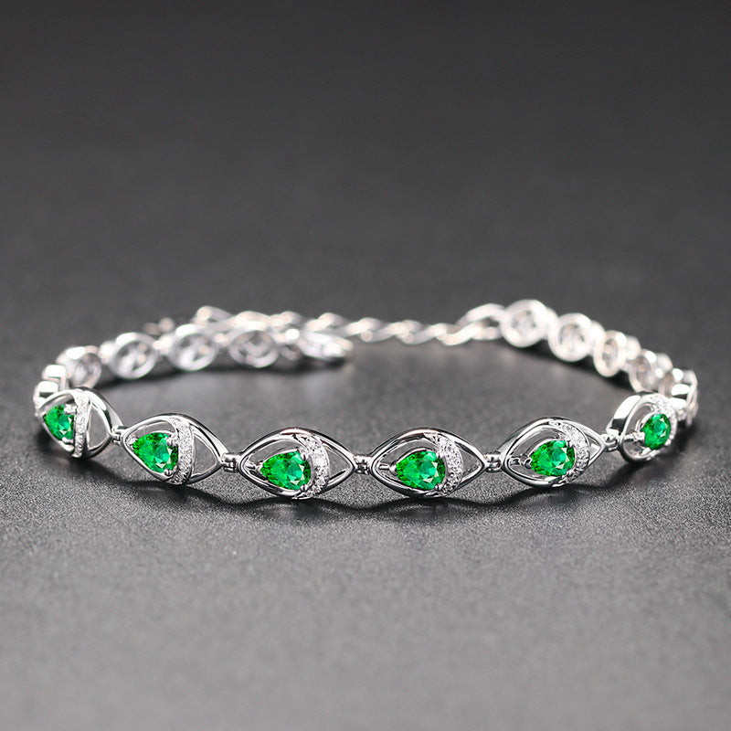 Emerald gems braclet