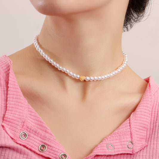 Romi pearl necklace